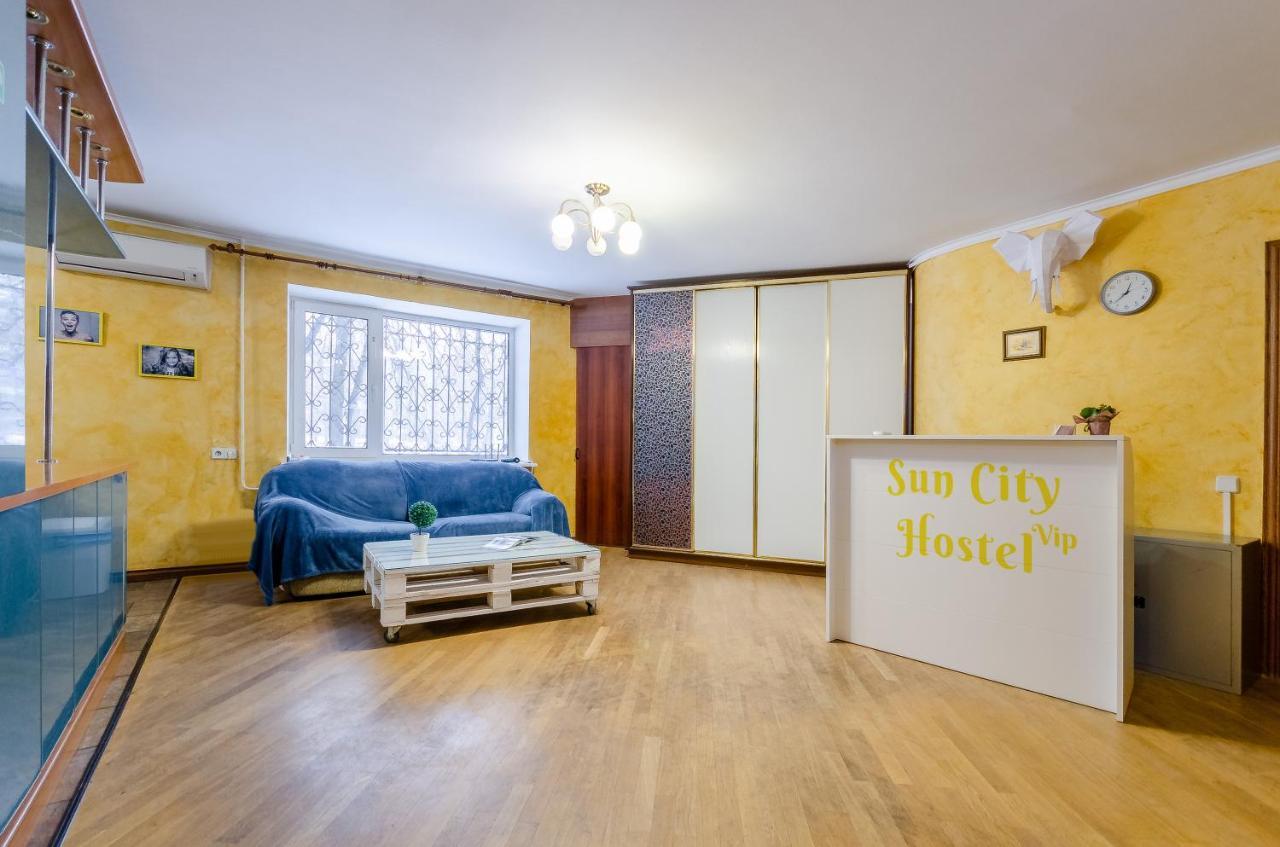Sun City Hostel 3 Kiev Eksteriør bilde